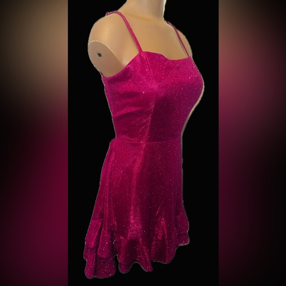 Women’s Pink Sparkly Semi Formal Dress Mini Strapless Tiered Size 11 - Picture 2 of 12